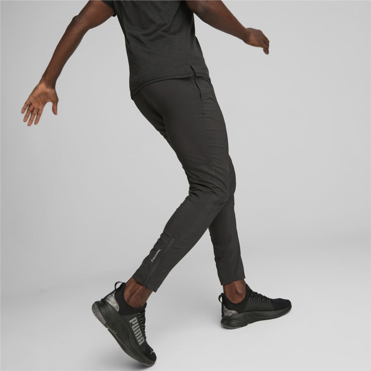 RUN FAVORITE TAPERED PANT M