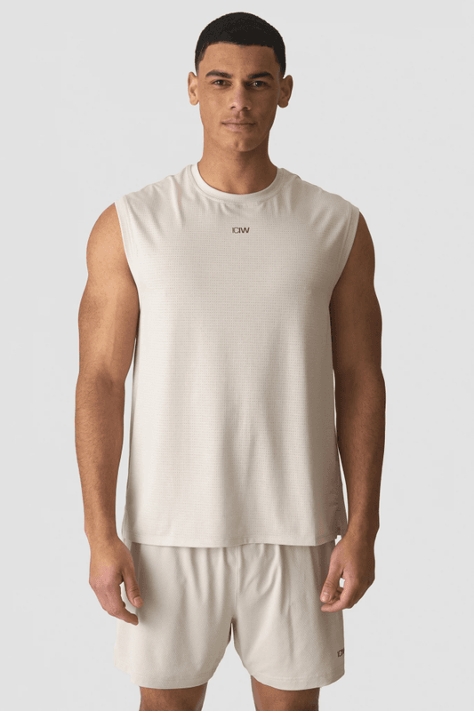 Stride Sleeveless Te
