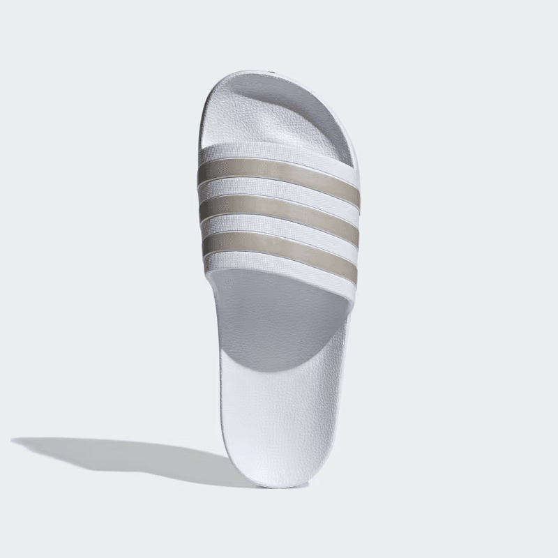 ADILETTE AQUA