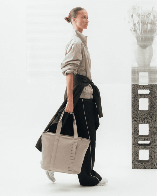 Hovedbilde Essential Tote 20L