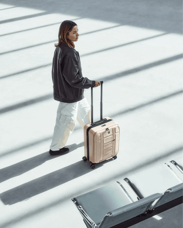 Ramverk Front-access Carry-on
